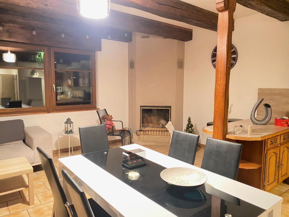 Appartement « Chez Falco » Vue Sur Le Chateau Schirmeck Luaran gambar